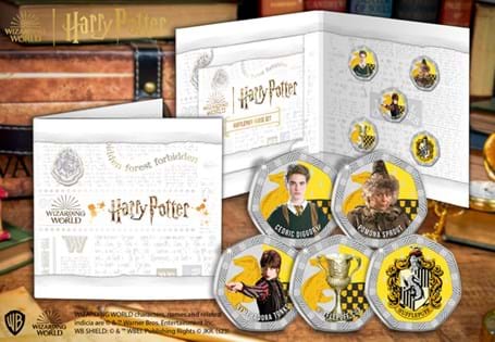 Officially licensed by Warner Bros. Consumer Products, this commemorative set features stunning colour design of notable Hufflepuff members alongside the Hufflepuff Crest and The Hufflepuff Cup.