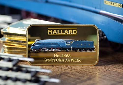 Mallard Steam Locomotive Gold Plated Ingot Lifestyle1