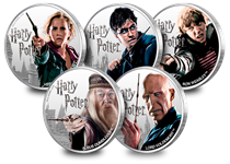 FIVE of the Official Harry Potter Silver Proof 1oz coins. Officially licensed, the new collection of Silver 1oz Coins will feature the most popular characters from scenes from Harry Potter 