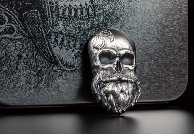 Coin-Invest-Biker-Skull-Coin-Lifestyle-1.jpg