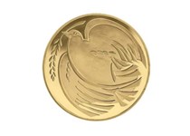 Issued in 1995 to mark 50 years since the end of World War 2. Reverse design features a depiction of a Dove as a symbol of peace. This is an older nickel-brass £2 which is no longer in circulation.