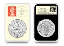 The UK 2022 Platinum Jubilee £5 coin has been encapsulated and preserved in this special one-day-only DateStamp™ issue, marking the Queen’s Platinum Jubilee.
