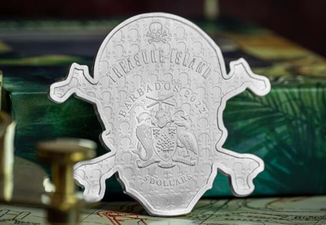 Treasure Island 5Oz Silver Skull Lifestyle 2
