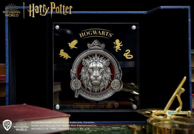 DYT8 Gryffindor 9 3Quarter Oz Silver Lifestyle