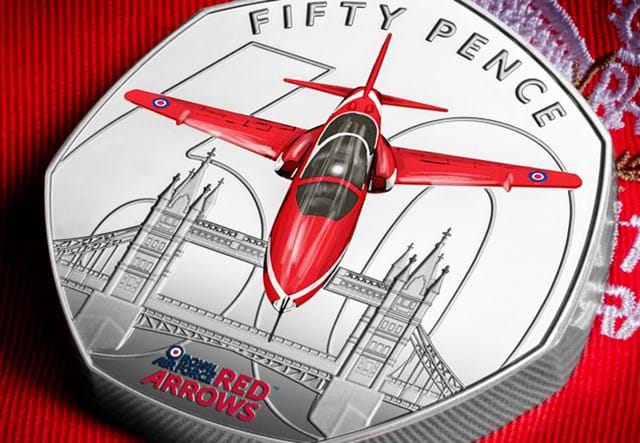 Red Arrows Silver 5Oz Lifestyle 02