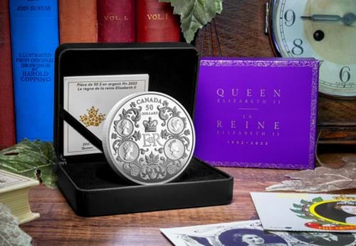 2022 RCM Queen's Reign Silver 5Oz Lifestyle Whole Product