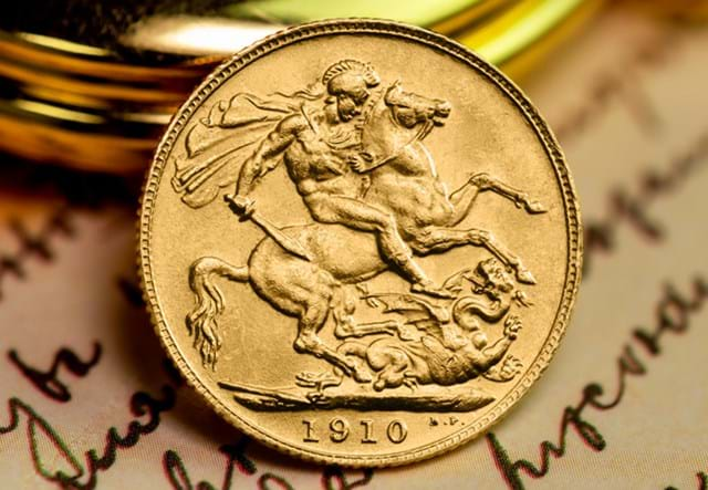 Edward VII Sovereign Pair Lifestyle 04