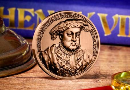 This Henry VIII replica medal has been inspired by Jean Dassier's 1731 "Kings and Queens of England" medal series