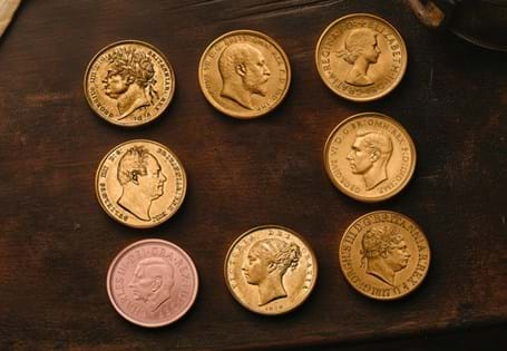 This collection gives you the chance to secure original Gold Sovereigns from the reigns of British Monarchs 