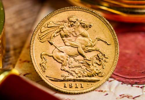 1911 Gold Sovereign Lifestyle 01